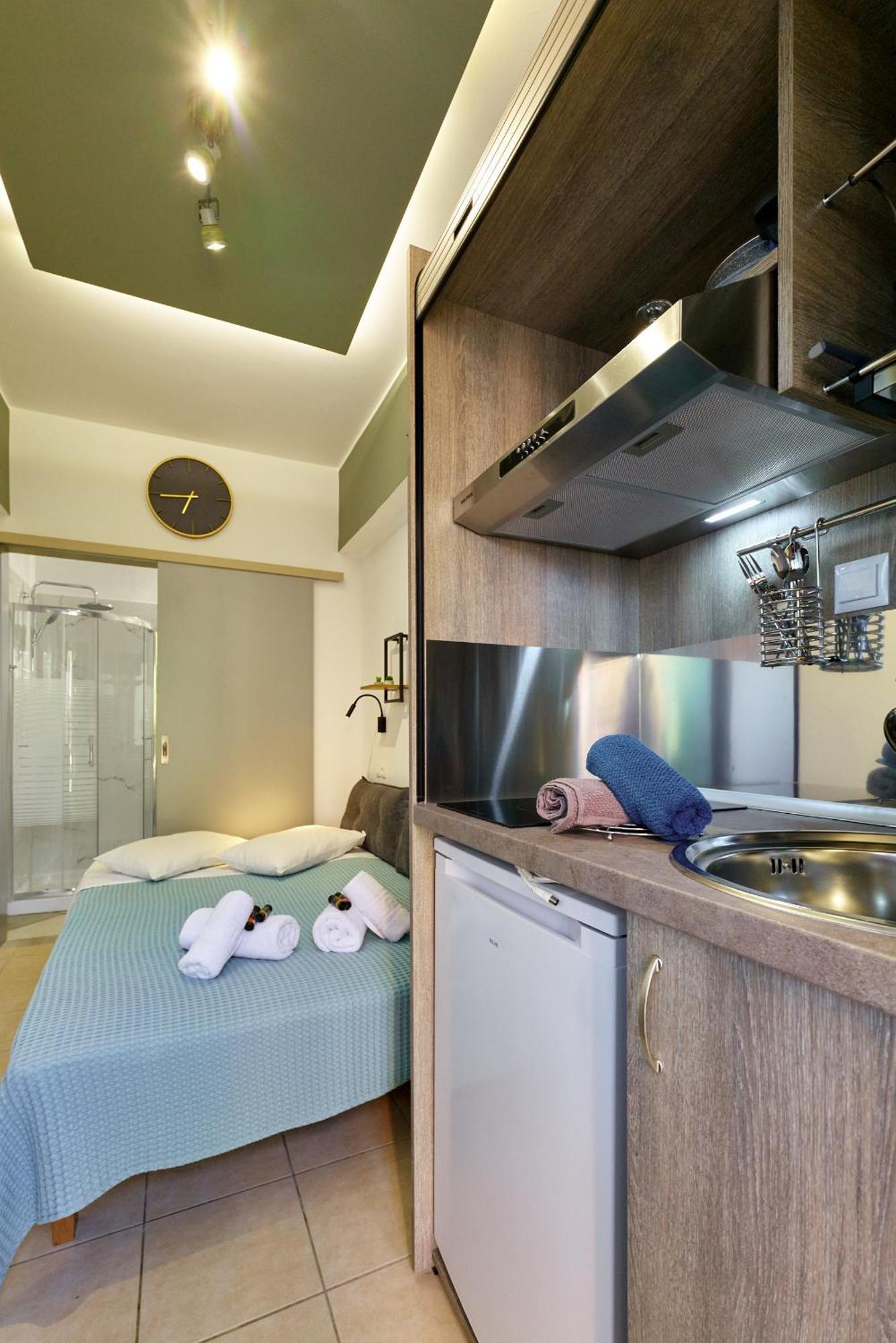 Villa Gereoudis Apartments With Sea View & Pool Kolymbari Extérieur photo