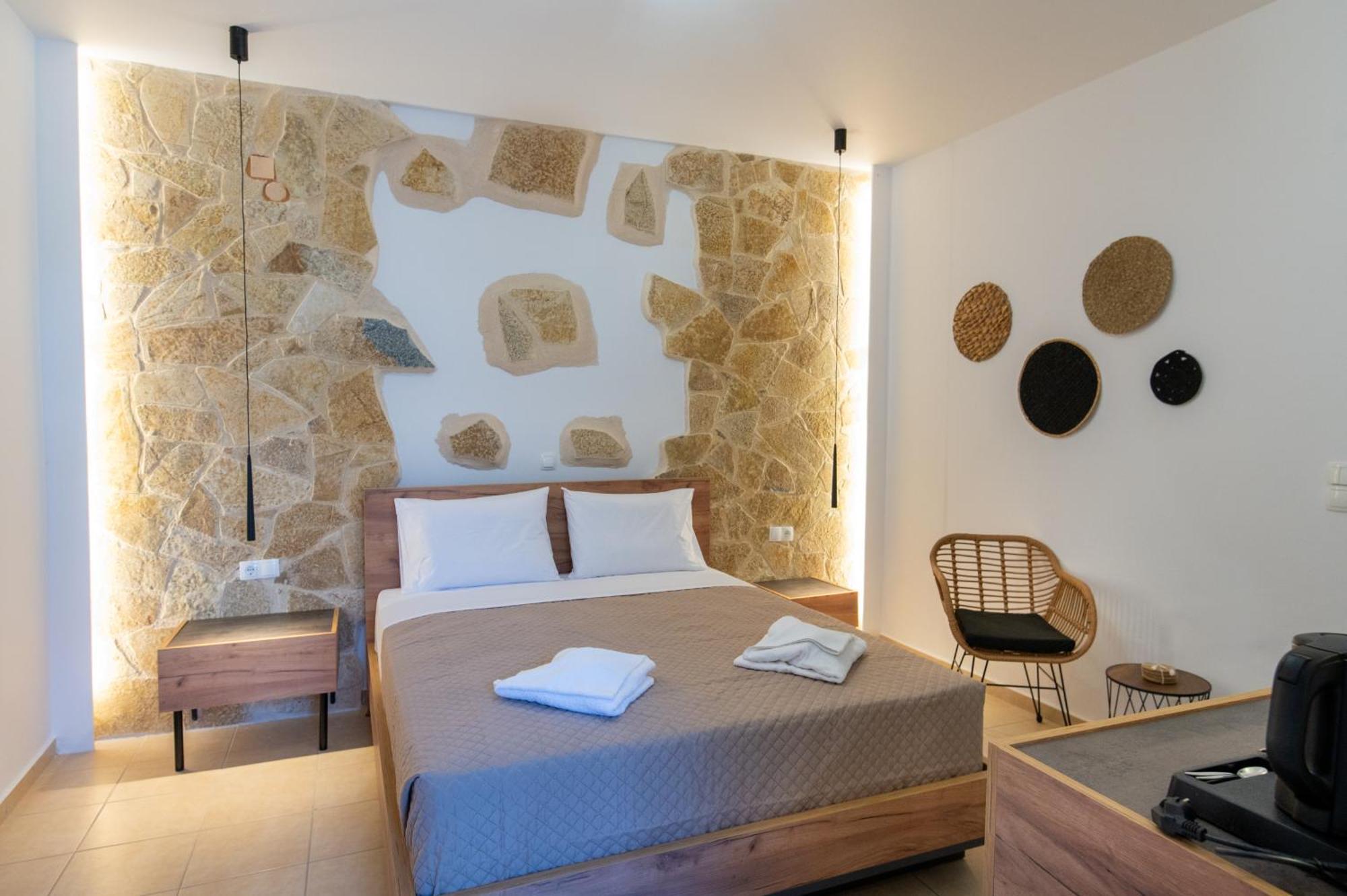 Villa Gereoudis Apartments With Sea View & Pool Kolymbari Extérieur photo